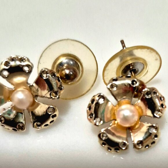 Earrings....lots of silver and gold earrings! - Picture 2 of 12